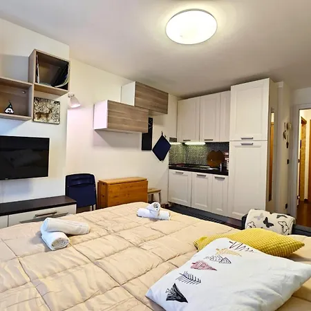 Hostdomus - Blue Apartment Sestriere