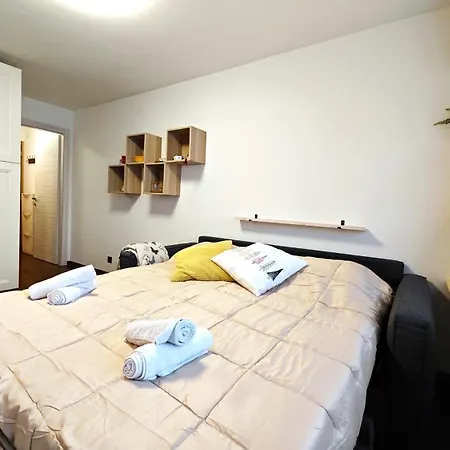 Hostdomus - Blue * Sestriere