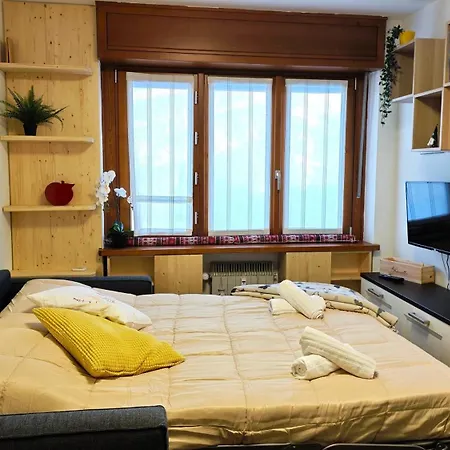 Hostdomus - Blue * Sestriere